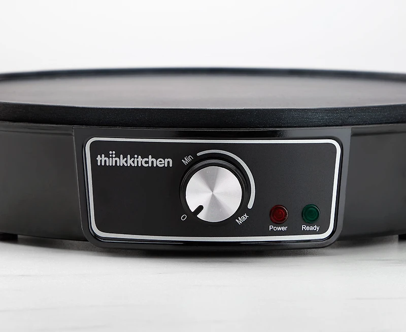 Machine à crêpe thinkkitchen avec ustensiles en bois