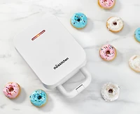 Machine à gaufre, beigne et sandwich Baker's Delight 3-en-1 par thinkkitchen