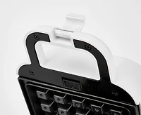 Machine à gaufre, beigne et sandwich Baker's Delight 3-en-1 par thinkkitchen