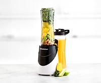 Mélangeur Pro-Fit par thinkkitchen avec 2 bouteilles