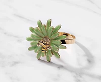 Daisy Bee Napkin Ring, Green