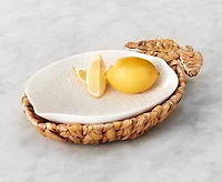 Assiette en forme de citron avec plateau en jacinthe d'eau Catalina, blanc et naturel