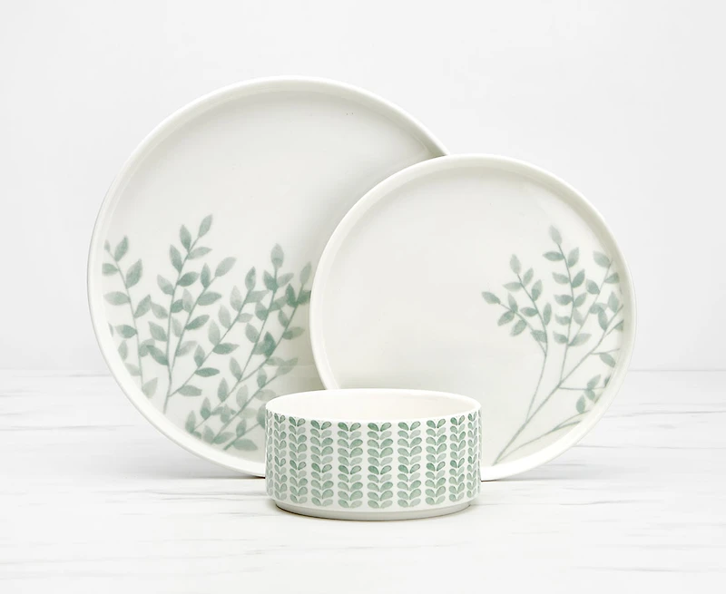 Buttercup 12-Pc Dinnerware Set, Green and White