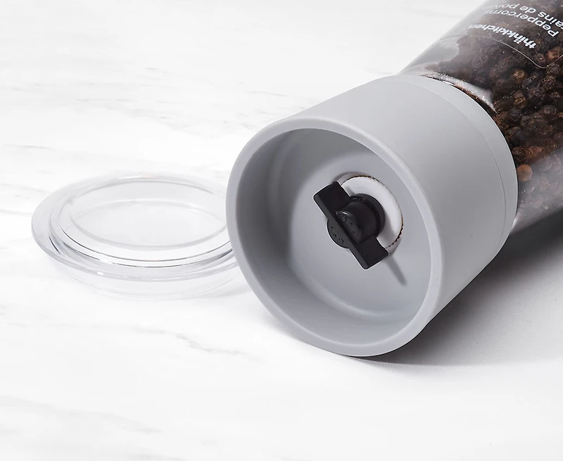 Twist Manual Pepper Grinder, Filled, 180 grams