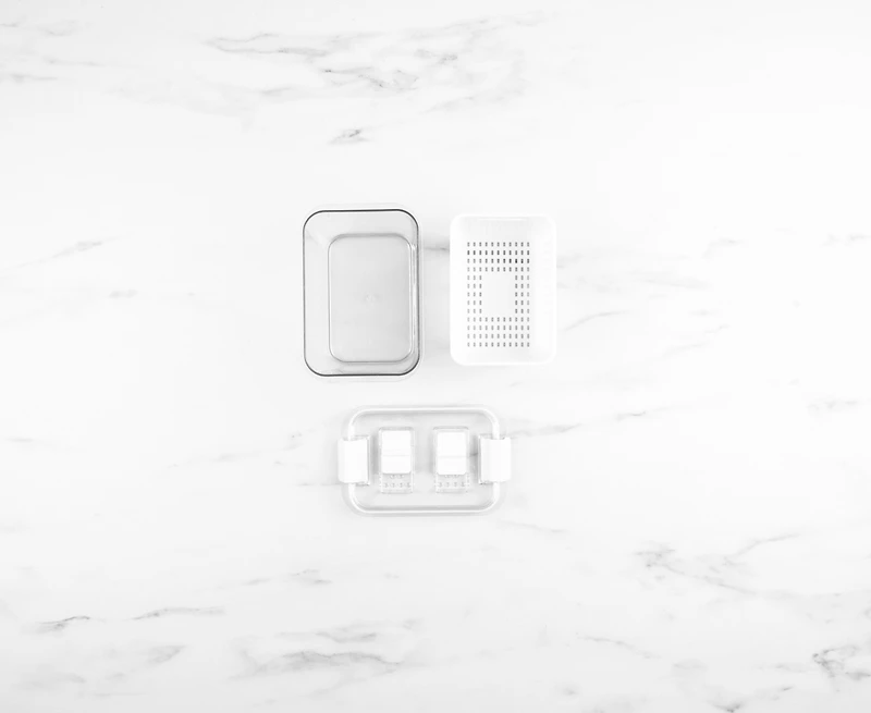 Fridge Container with Double-Layer Basket, 0.7 L