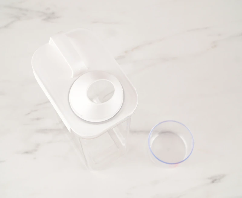 Récipient distributeur Snap & Store par thinkkitchen 1,1 L