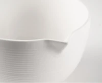 Damian Mixing Bowl with Spout 90 oz