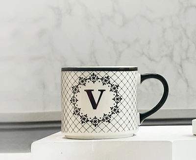 Mono V Mug - Black/Gold; 480ml