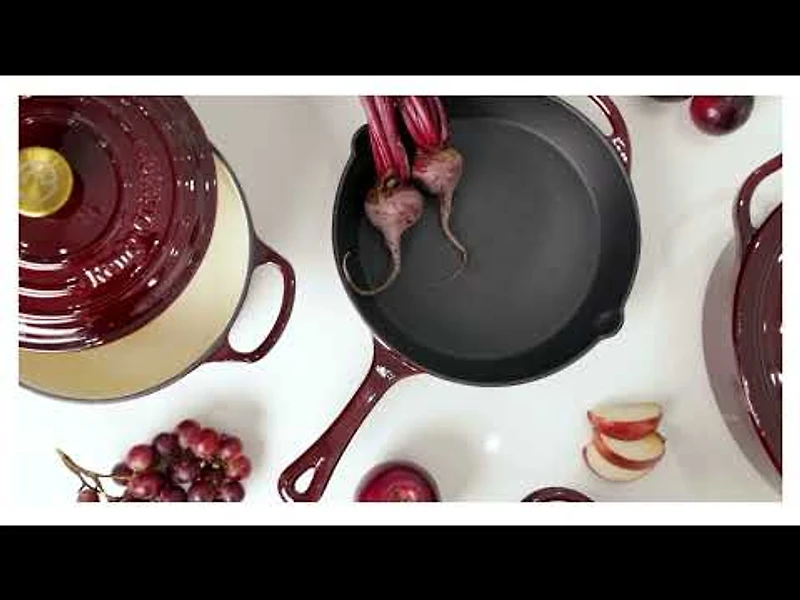 Cocotte ronde en fonte Bordeaux par Remy Olivier, 4 litres