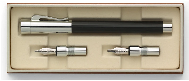 Ensemble Stylo plume Faber-Castell, Graf von, série Tamitio Calligraphie Noir