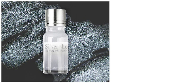 Potion brillante Wearingeul, série Glitter Silver Shoes (10ml)