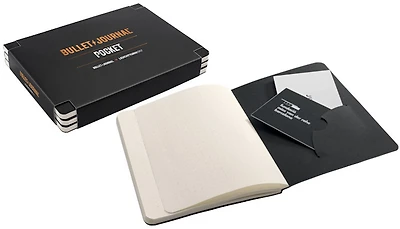 Bullet Journal Leuchtturm1917, série Bullet Journal Pocket (Paquet de 3 / 144 x 104 mm / Couverture souple / Pointillé)