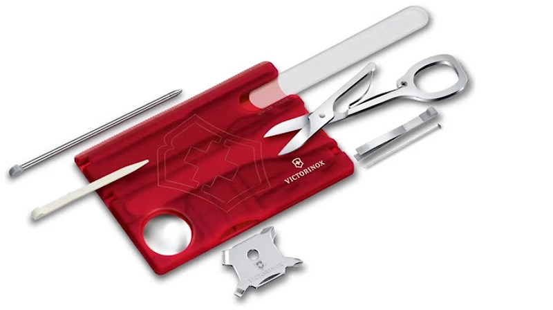 Carte multifonction Victorinox, série Swiss Card Nailcare Rouge translucide