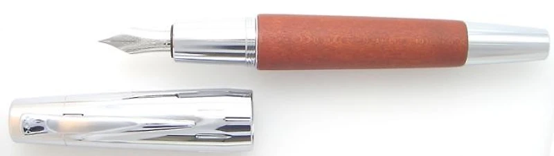 Stylo plume Faber-Castell, série E-motion Wood/Chrome Brun pâle