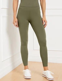 Out & About Essential Leggings