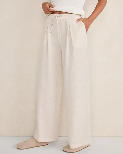 Lightweight Fleece Pleated Pants