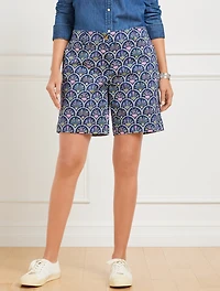 Relaxed Chino Shorts - Scalloped Floral