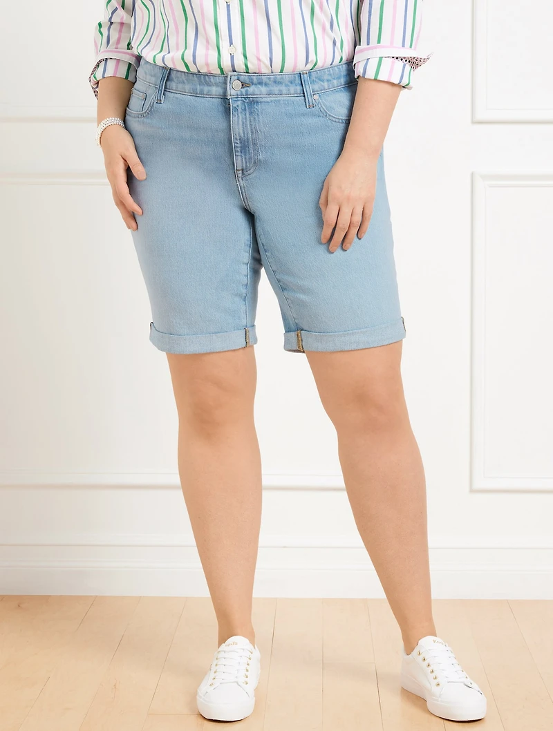 Girlfriend Denim Shorts - Highland Wash
