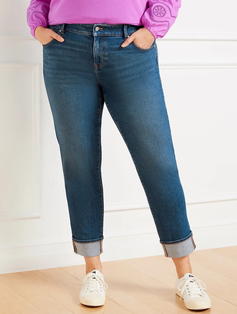 Everyday Relaxed Leg Jeans - Sonia Wash