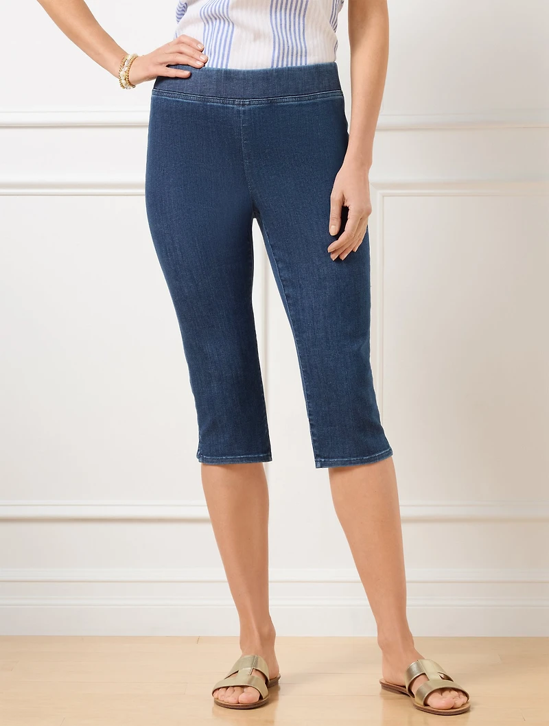 Capri Pull-On Travel Jeans - Antonia Wash