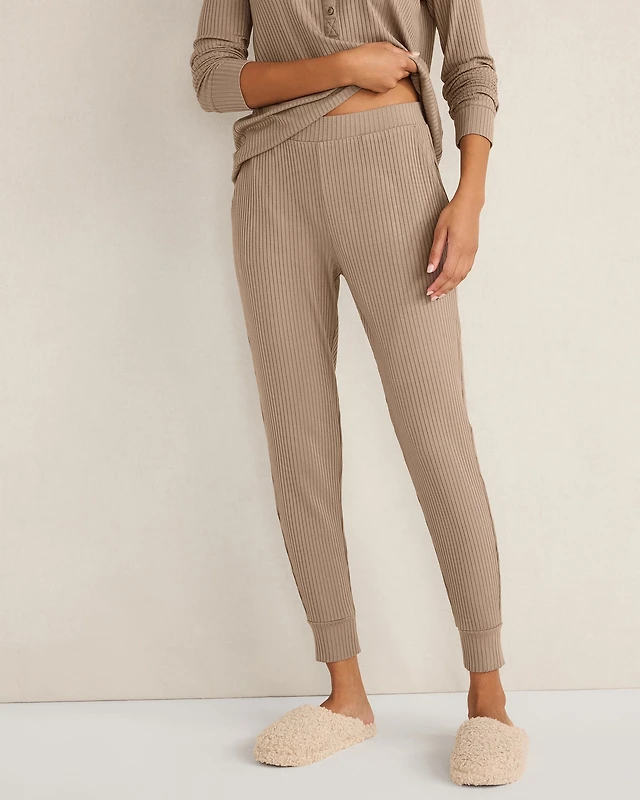 Resti Drapey Rib Knit Joggers