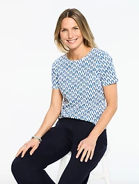 Short Sleeve Crewneck Tee - Graphic Leaves