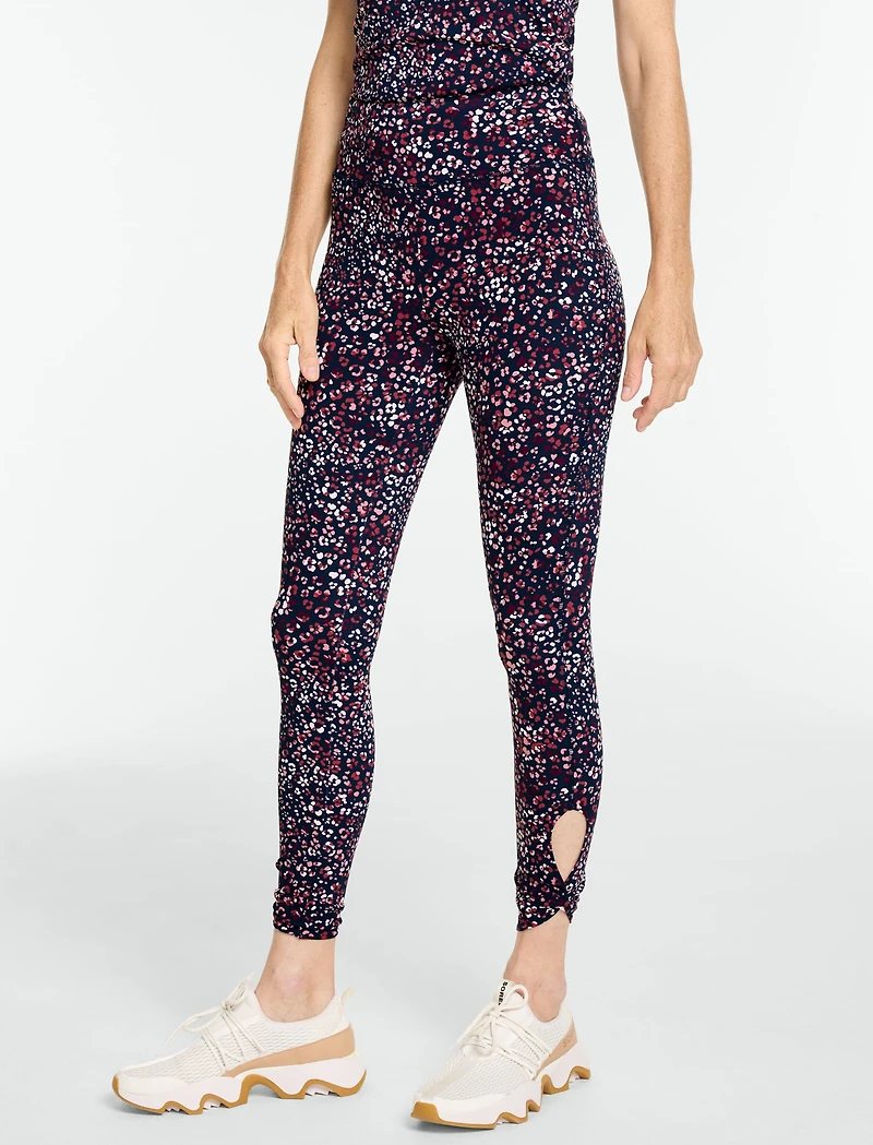 Out & About Twist Capri Leggings - Leopard Kaleidoscope