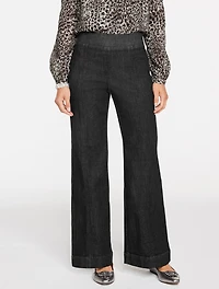 Flare Leg Pull-On Travel Jeans - Crescent Wash