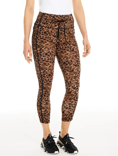 Out & About Capri Leggings - Dreamy Leopard