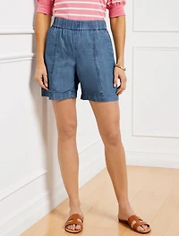 Pull-On Shorts - Chambray 6”