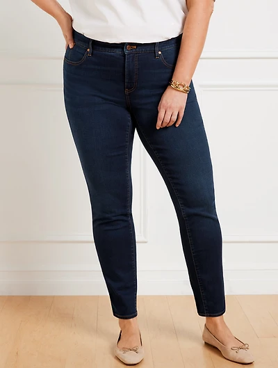 Plus Exclusive Slim Ankle Jeans - Torrance Wash Curvy Fit