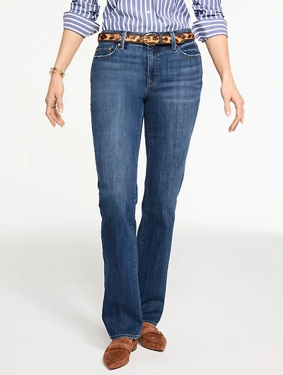 Barely Boot Jeans - Emma Wash Curvy Fit