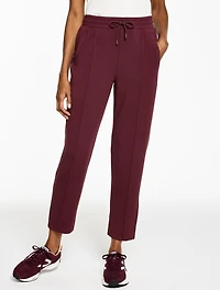 AirKnit Stretch Tapered Leg Pants