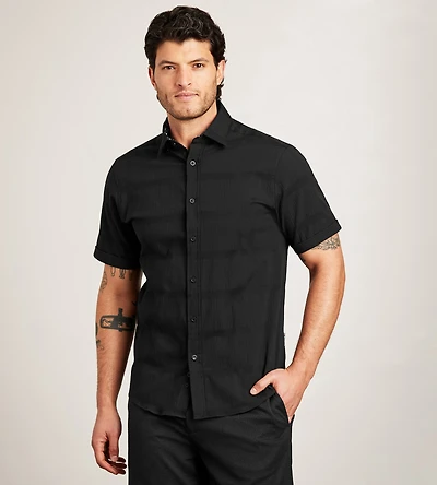 Short Sleeve Stretch Seersucker Casual Shirt
