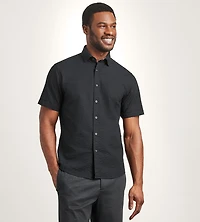 Modern Fit Short Sleeve Seersucker Casual Shirt