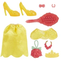 Disney Princess, Princesse et surprises, poupée mannequin Belle, 10 vêtements et accessoires