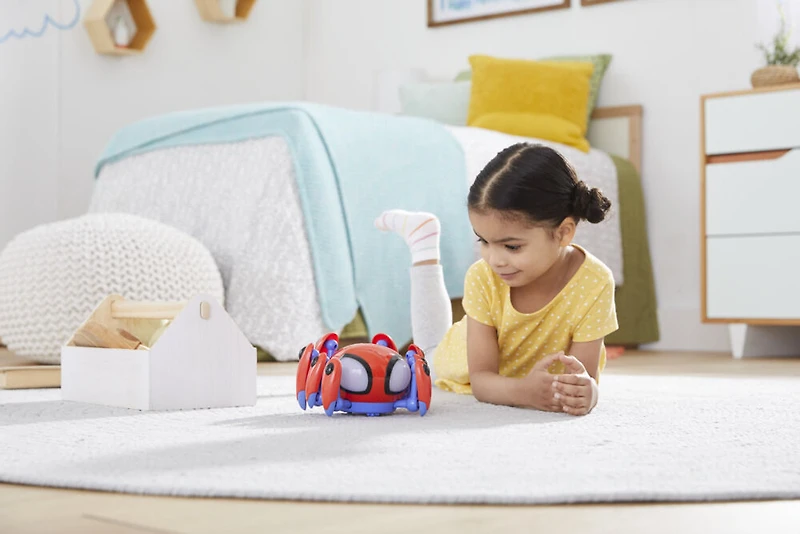 Marvel Spidey and His Amazing Friends, Trace-E Bot Araignée coureuse, jouet électronique activé par le son