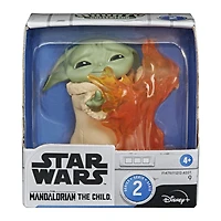 Star Wars The Child figurine de " bébé Yoda " arrêtant le feu