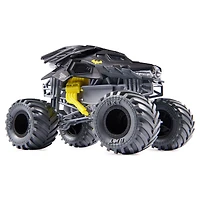 Monster Jam, Official Batman Monster Truck, Collector Die-Cast Vehicle, 1:24 Scale