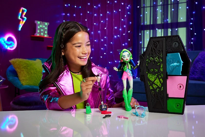 Monster High Doll, Ghoulia Yelps, Skulltimate Secrets: Neon Frights