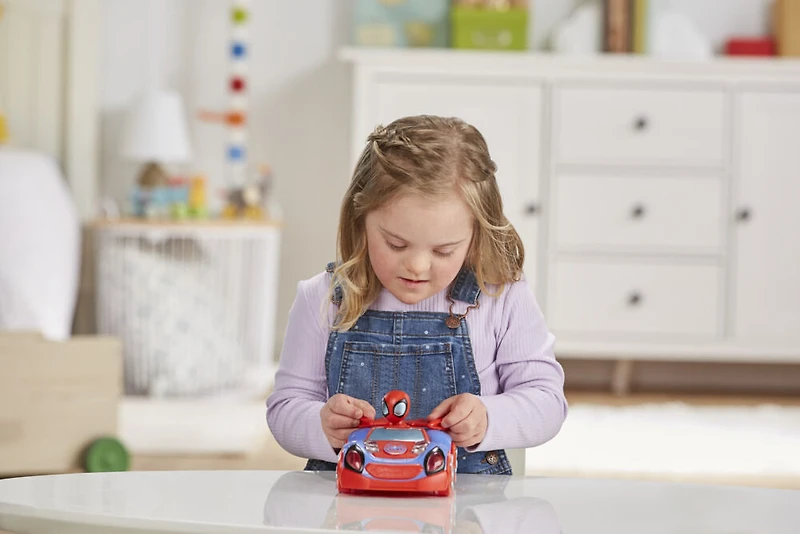 Marvel Spidey and His Amazing Friends, Arachno-bolide lumineux, jouet préscolaire avec sons, lumières et figurine Spidey