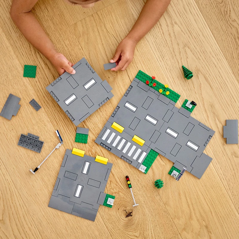LEGO City Town Road Plates 60304 (112 pieces)