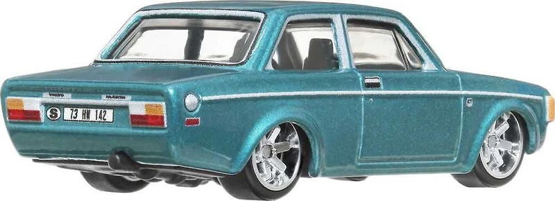 Hot Wheels Car Culture Circuit Legends 74 Volvo 142 GL Vehicle