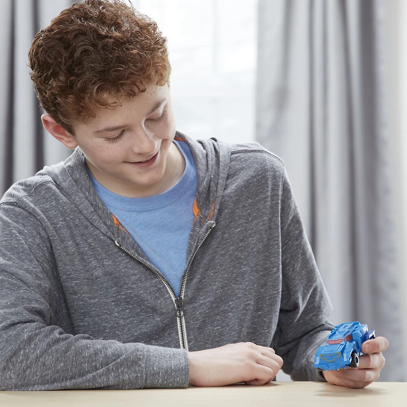 Transformers Bumblebee Cyberverse Adventures Dinobots Unite Soundwave conversion 1 étape