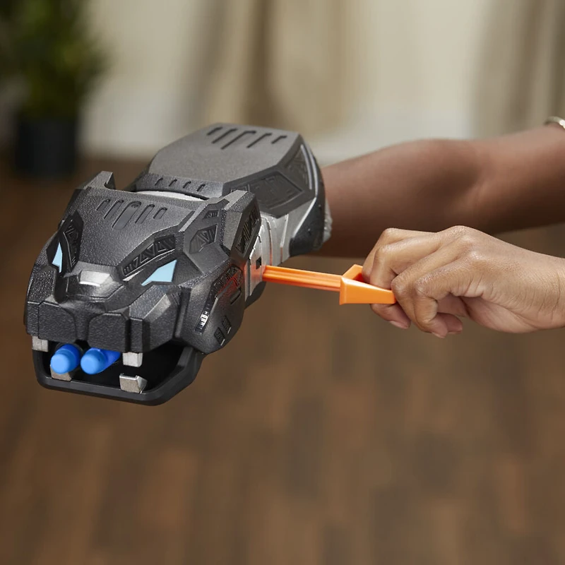 Marvel Black Panther, Gant Vibranium Nerf avec 3 fléchettes Nerf
