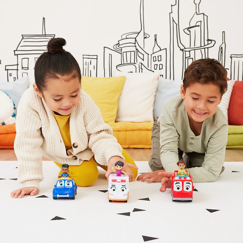 Disney Junior Firebuds, Jayden et Piston, figurine articulée et véhicule de police avec mouvement des yeux interactif