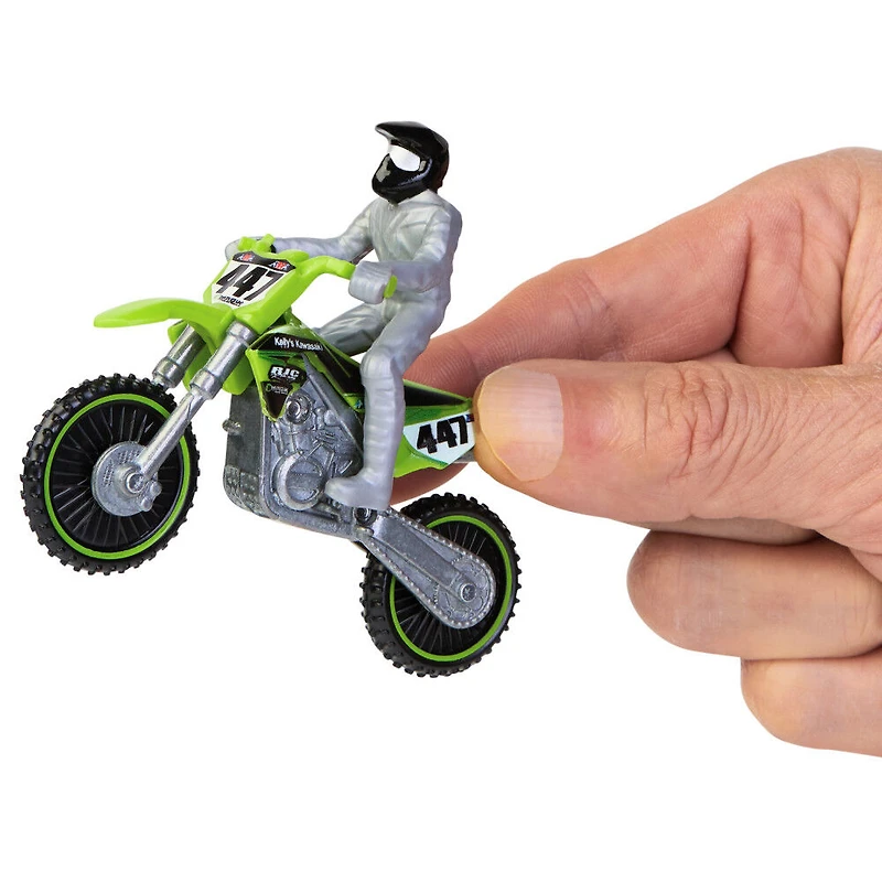 Supercross, Authentic Devon Raper 1:24 Scale Die-Cast Motorcycle with Rider Figure