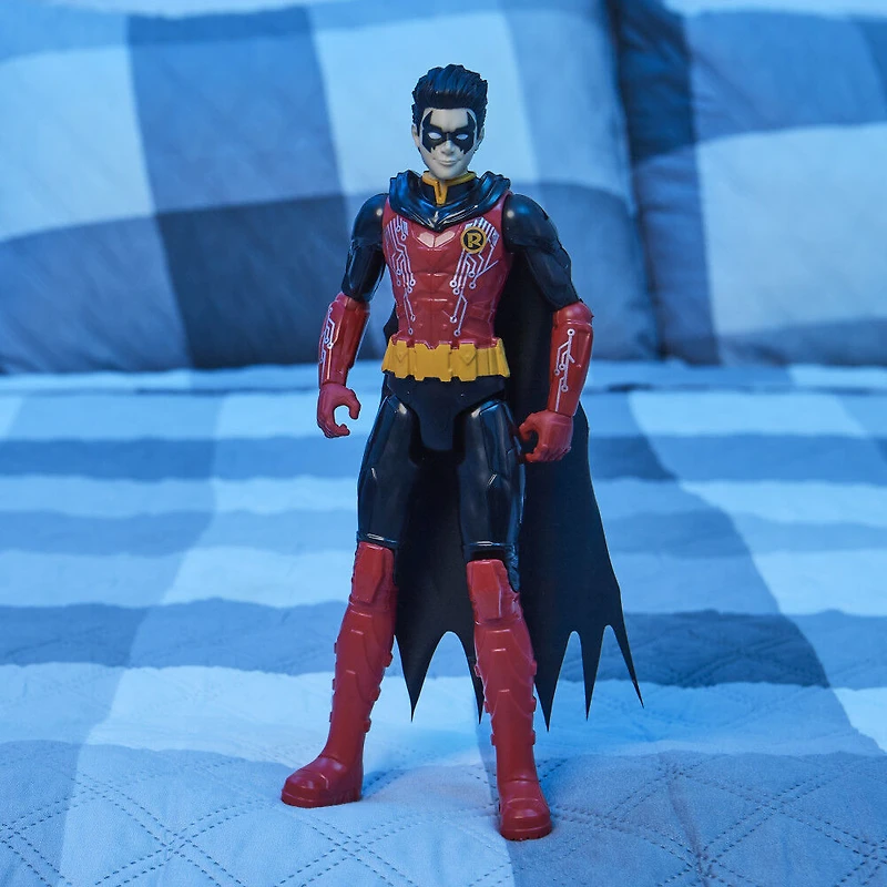 Batman, Figurine articulée Robin 30,5 cm (costume rouge et noir)