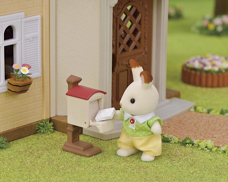 Calico Critters Red Roof Country Home, Dollhouse Playset with Figures, Furniture and Accessories