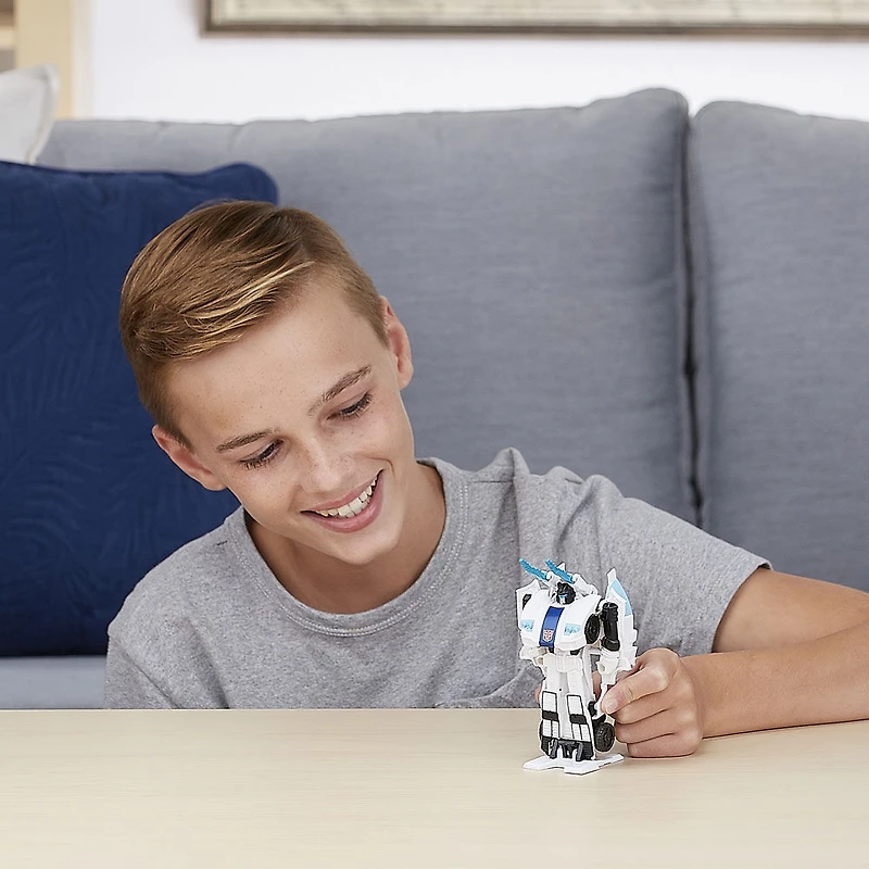 Transformers Cyberverse Action Attackers: 1-Step Changer Autobot Jazz Action Figure